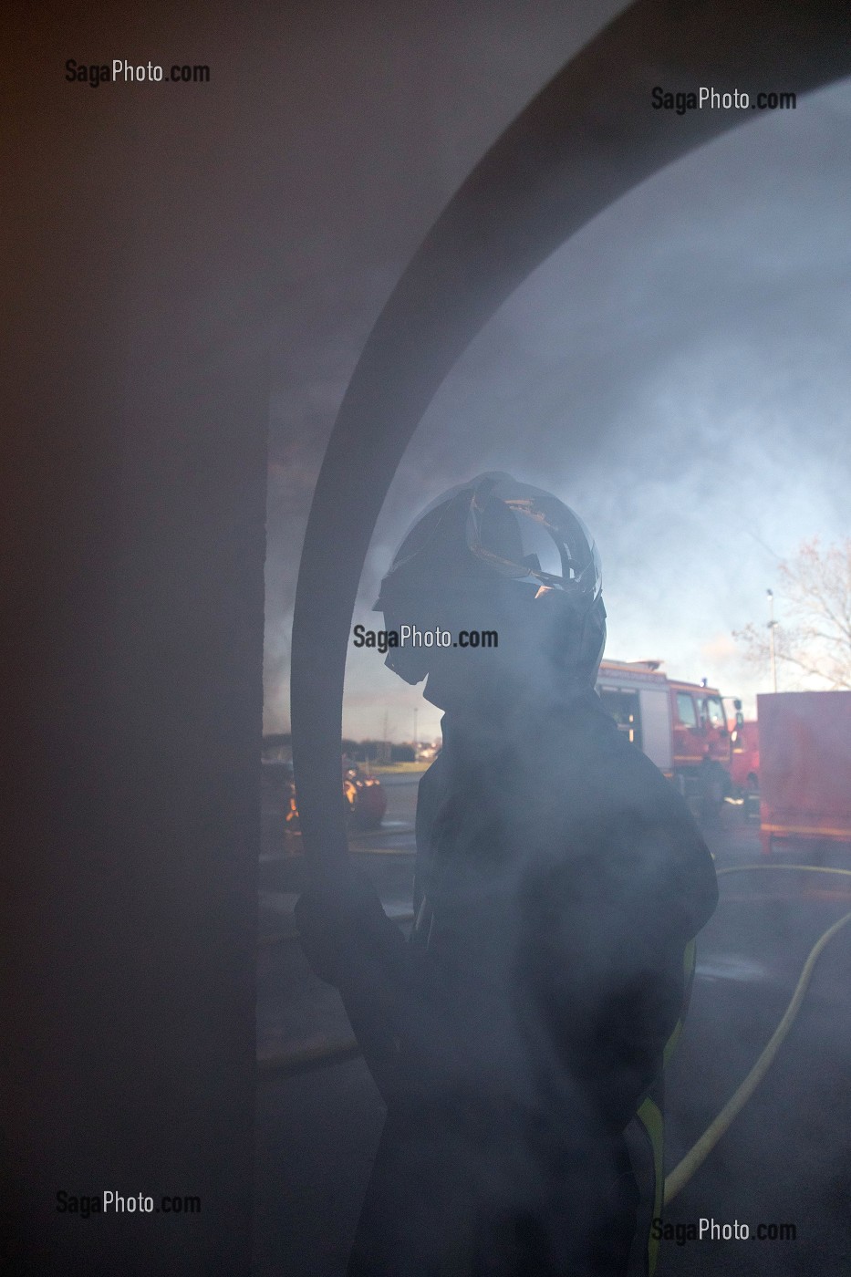 MANOEUVRE INCENDIE SUR FEU DE CAVE, CENTRE DE SECOURS PRINCIPAL DE CHATEAUDUN, EURE-ET-LOIR (28) 