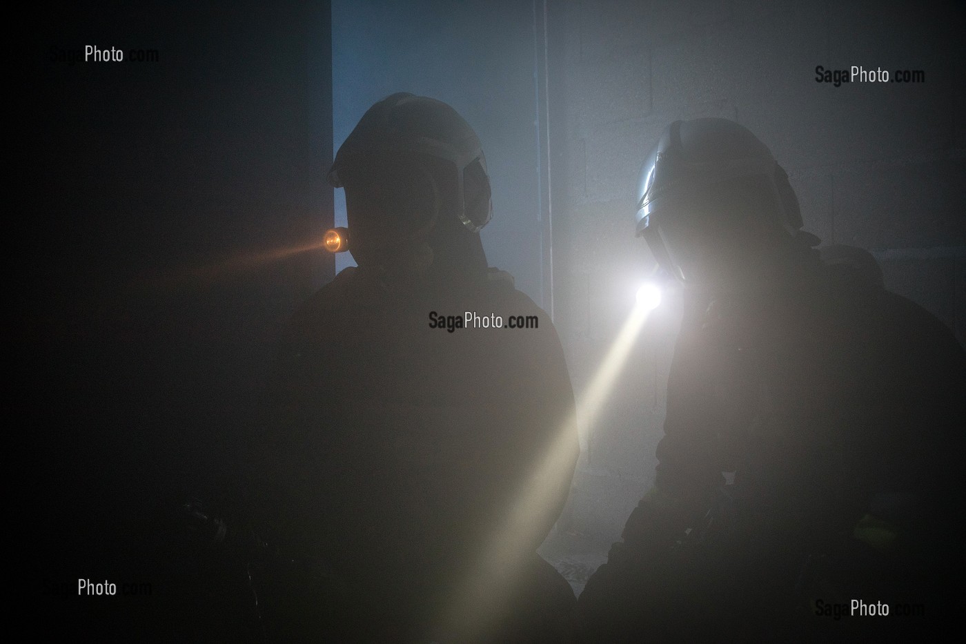 MANOEUVRE INCENDIE SUR FEU DE CAVE, CENTRE DE SECOURS PRINCIPAL DE CHATEAUDUN, EURE-ET-LOIR (28) 