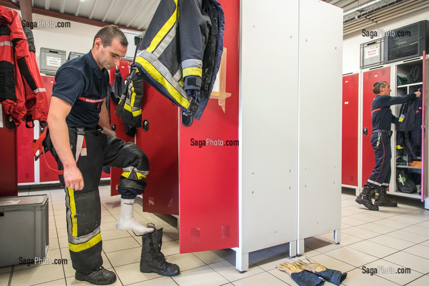 VESTIAIRES HOMMES DU CENTRE DE SECOURS PRINCIPAL DE CHATEAUDUN, EURE-ET-LOIR (28) 