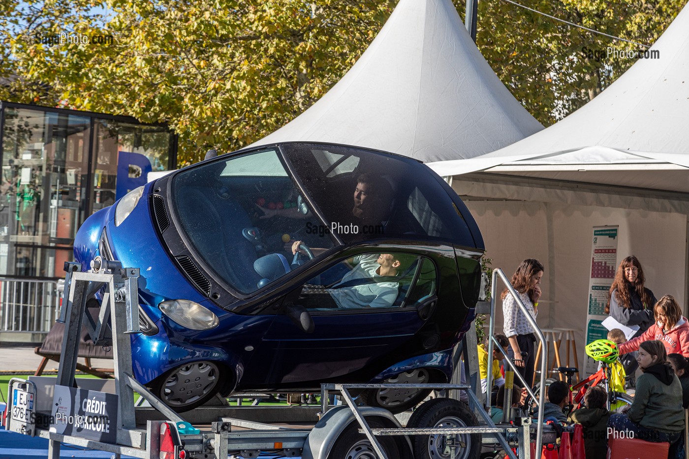 STAND DE SECURITE ROUTIERE, CONGRES NATIONAL DES SAPEURS-POMPIERS DE FRANCE, VANNES, MORBIHAN 