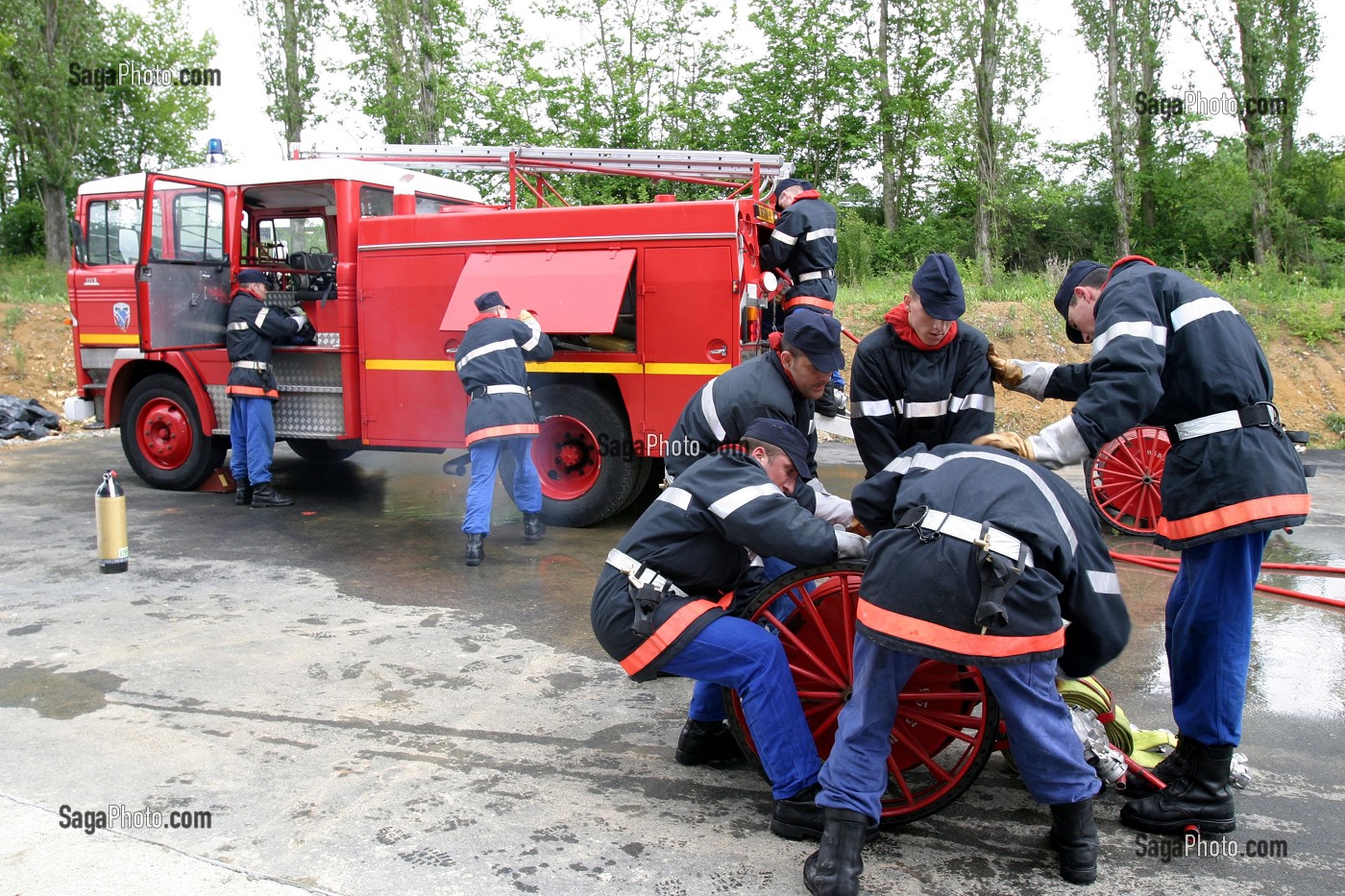 FIA DE SAPEURS-POMPIERS PROFESSIONNELS, ECOLE DEPARTEMENTALE DES SAPEURS-POMPIERS DE L'ESSONNE (91), FRANCE 