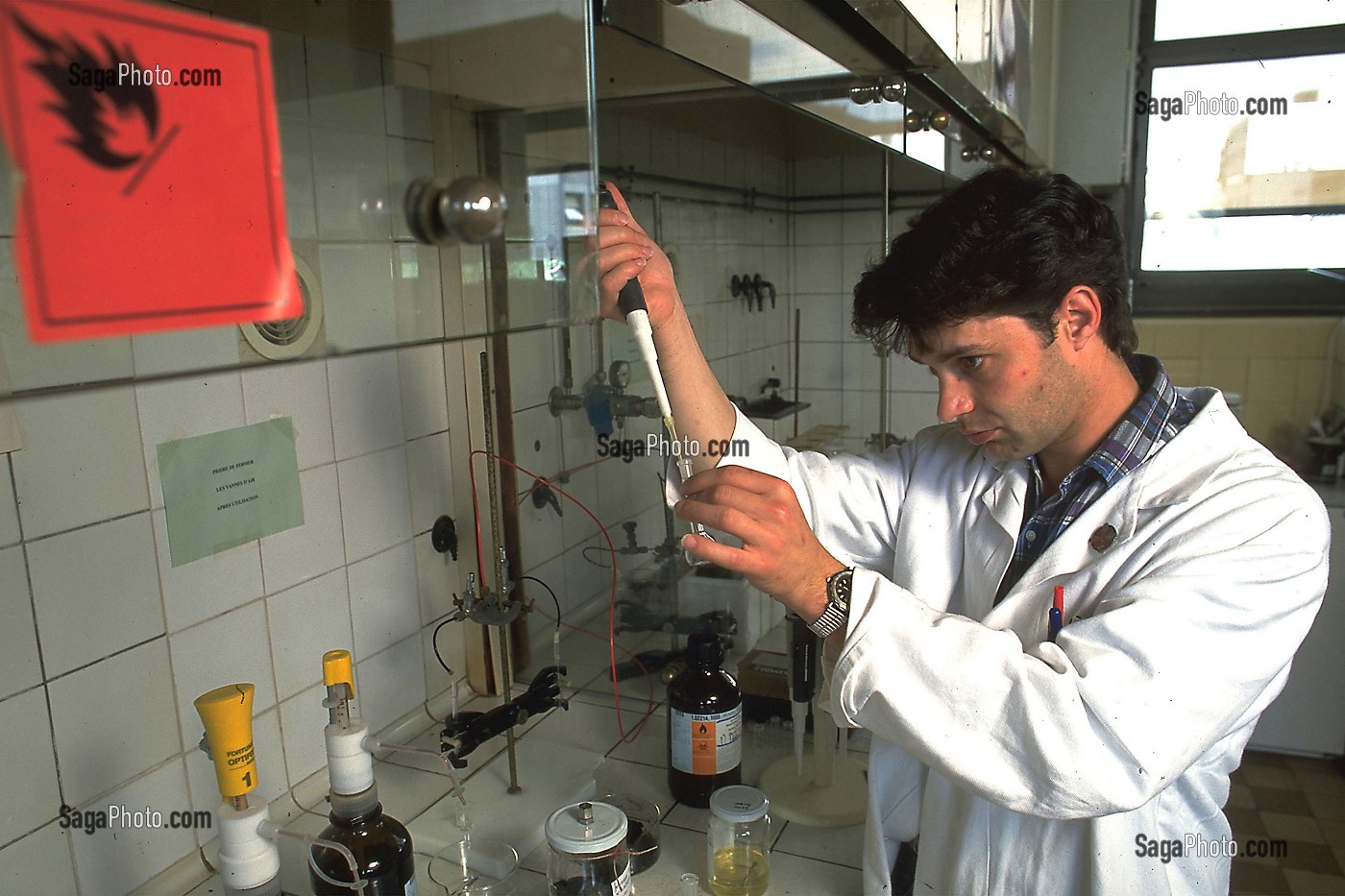 LABORATOIRE CENTRAL DE LA PREFECTURE DE POLICE, RECHERCHE DES CAUSES D'INCENDIE, PARIS (75) 