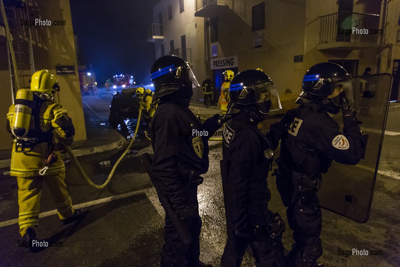 SAPEURS POMPIERS POLICE VIOLENCE URBAINE 