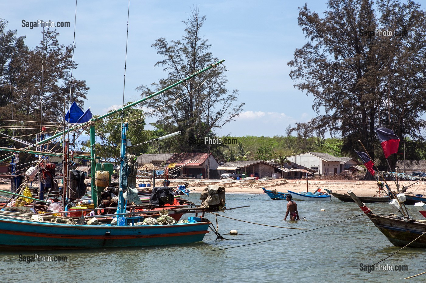 VILLAGE DE PECHEURS DE THAM THONG, PROVINCE DE CHUMPHON, THAILANDE, ASIE 