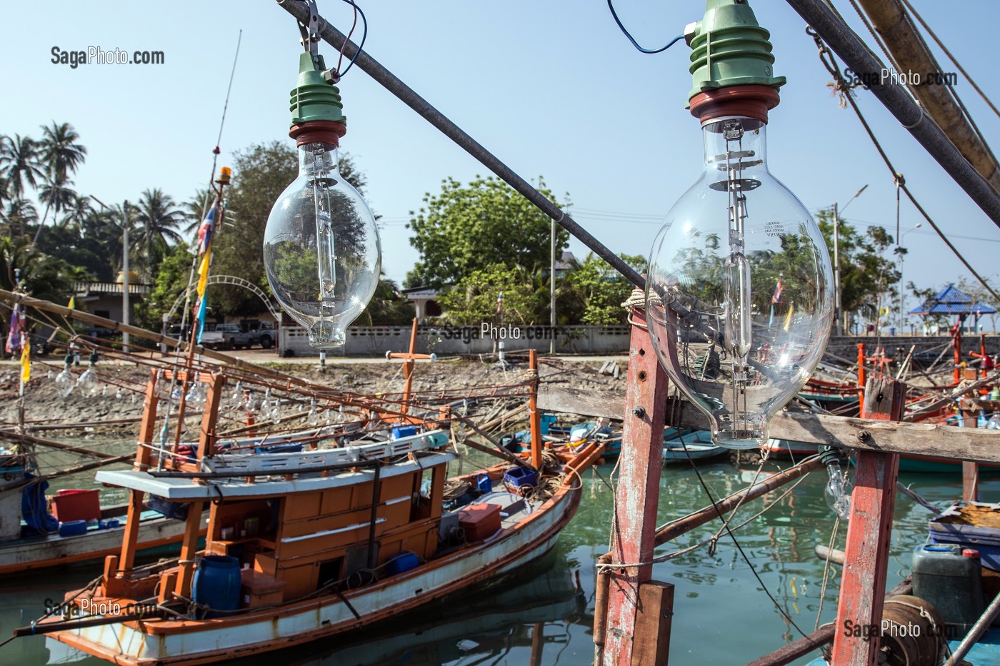 PORT DE PECHE AUX CALAMARS, BANG SAPHAN, THAILANDE, ASIE 