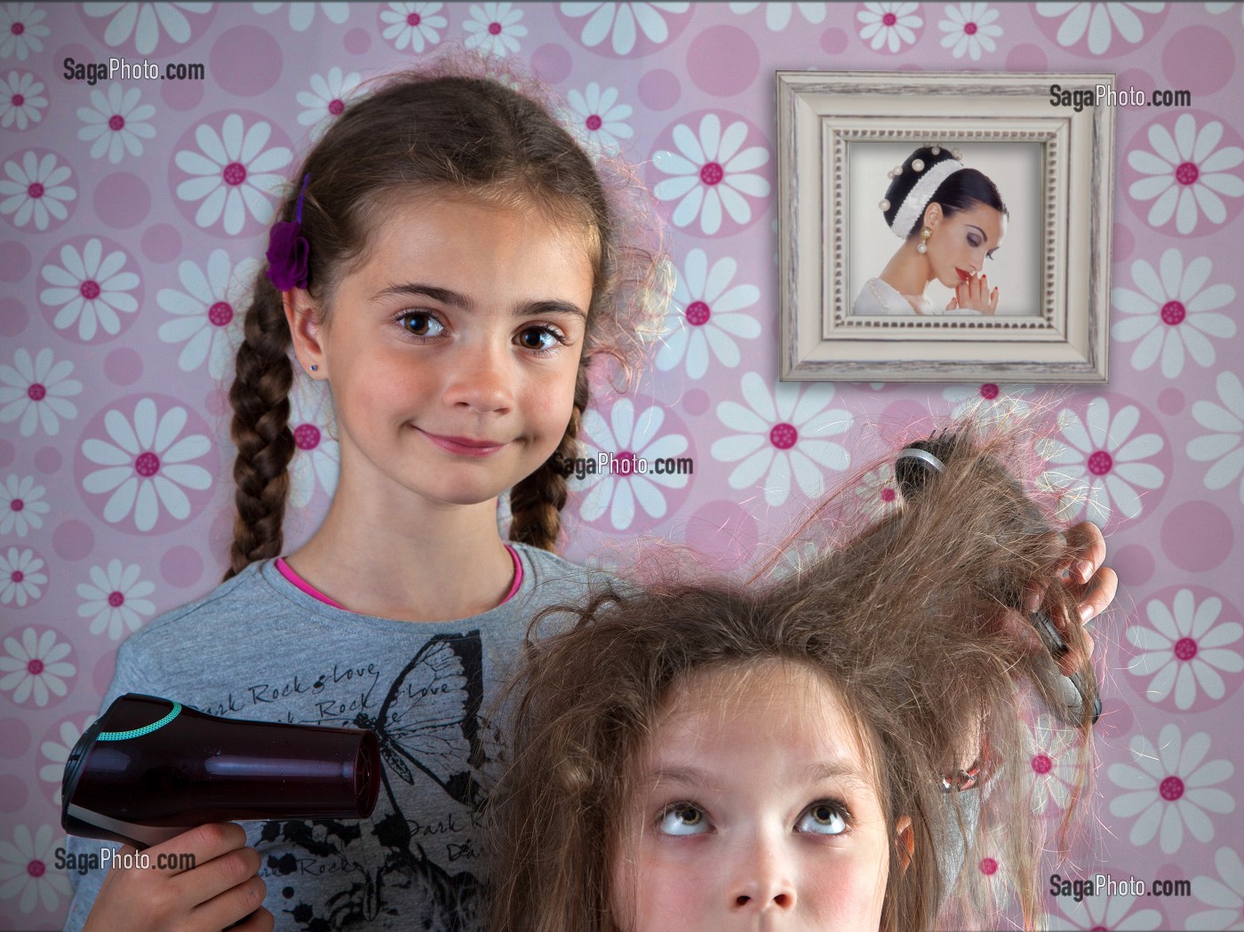 LA COIFFEUSE, METIER DE REVE DES ENFANTS, QUAND JE SERAI GRAND, JE SERAI..., SERIE IMAGE EXPOSITION 