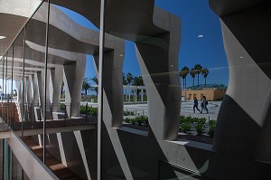 FACADE MODERNE DU MUSEE COCTEAU, MENTON, ALPES-MARITIMES (06), FRANCE 