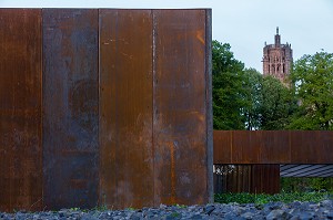 MUSEE SOULAGES, ABRITE LA PLUS GRANDE COLLECTION AU MONDE DE L'ARTISTE, IL A LEGUE A SA VILLE NATALE, PLUS DE 500 OEUVRES, PEINTURES, EAUX-FORTES, SERIGRAPHIES, LITHOGRAPHIES, RODEZ, (12) AVEYRON, MIDI-PYRENEES, FRANCE 