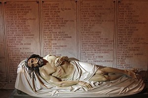 STATUE DE LA DEPOSITION DU CHRIST, BASILIQUE NOTRE-DAME DE LA GARDE APPELEE 'BONNE MERE', MARSEILLE, BOUCHES-DU-RHONE (13), FRANCE 