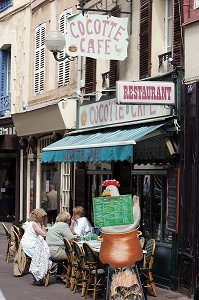 LE COCOTTE CAFE, TROUVILLE-SUR-MER, CALVADOS (14), NORMANDIE, FRANCE 