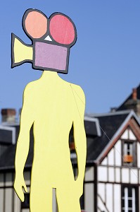LOGO DE FESTIVAL 'OFF COURT', TROUVILLE-SUR-MER, CALVADOS (14), NORMANDIE, FRANCE 