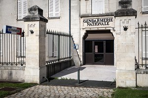 ENTREE DE LA GENDARMERIE NATIONALE, ROCHEFORT, CHARENTE-MARITIME (17), FRANCE 
