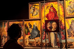 POLYPTYQUE DU JUGEMENT DERNIER, RETABLE DU XVEME SIECLE COMMANDE PAR NICOLAS ROLIN A L'ARTISTE FLAMMAND ROGIER VAN DER WEYDEN, HOTEL-DIEU, HOSPICES DE BEAUNE, BEAUNE, COTE D’OR (21), BOURGOGNE, FRANCE 