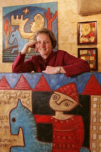 FLORENCE LAUNAY DANS SON ATELIER, DINAN, COTES D'ARMOR (22), BRETAGNE, FRANCE 