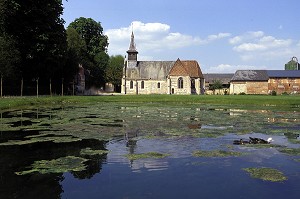 EGLISE ET ETANG DE LISORS, EURE (27), NORMANDIE, FRANCE 