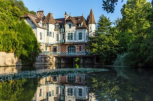 HOTEL-RESTAURANT LE MOULIN DE CONNELLES EN BORDS DE SEINE, EURE (27), NORMANDIE, FRANCE 