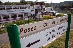 BATEAU DE CROISIERE SUR LA SEINE 'GUILLAUME LE CONQUERANT', CITE DE LA BATELLERIE DE POSES, EURE (27), NORMANDIE, FRANCE 