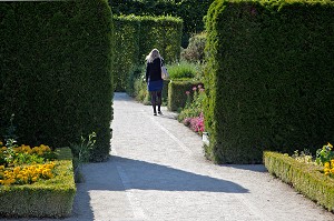 JARDIN DU MUSEE DES IMPRESSIONNISTES CREE PAR LE PAYSAGISTE MARK RUDKIN EN 1991, GIVERNY, EURE (27), FRANCE 