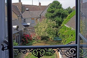 VUE DE LA CHAMBRE DE MARCEL PROUST, MAISON DE TANTE LEONIE ET MUSEE MARCEL PROUST, ILLIERS-COMBRAY, EURE-ET-LOIR (28), FRANCE 