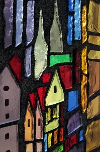 VITRAIL SUR CHARTRES ET SA CATHEDRALE, FABRICATION ARTISANALE DE VITRAUX TRADITIONNELS, ATELIERS LOIRE, LEVES, EURE-ET-LOIR (28), FRANCE 