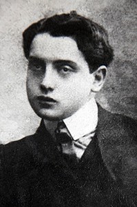 ALFRED AGOSTINELLI (ALBERTINE), REPRODUCTION DU PHOTOGRAPHE PAUL NADAR, MAISON DE TANTE LEONIE, VILLAGE IDEAL DE L'ENFANCE DE L'ECRIVAIN MARCEL PROUST DANS SON ROMAN - A LA RECHERCHE DU TEMPS PERDU -, ILLIERS-COMBRAY, EURE-ET-LOIR (28), FRANCE 