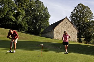 ENTRAINEMENT AU PUT, GOLF DU PERCHE, SOUANCE-AU-PERCHE, EURE-ET-LOIR (28), FRANCE 