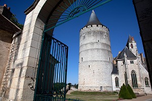 CHATEAU DE CHATEAUDUN, EURE-ET-LOIR, FRANCE 