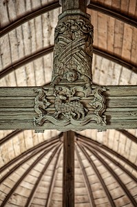 BAS-RELIEF REPRESENTANT UN MOUTON, SCULPTURE DES POUTRES EN BOIS DE LA CHARPENTE, CHATEAU DE CHATEAUDUN, EURE-ET-LOIR (28), FRANCE 