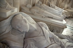 GISANT DE LA PRINCESSE MARIE (1813) PAR H. LEMAIRE, CHAPELLE ROYALE SAINT-LOUIS DE DREUX, MAUSOLEE DU ROI LOUIS-PHILIPPE ET SEPULTURES DE LA FAMILLE D'ORLEANS, EURE-ET-LOIR (28), FRANCE 