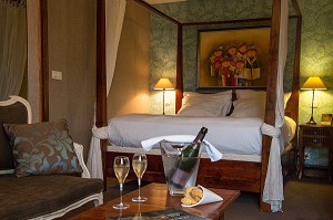 HOTEL RESTAURANT DE LA FORET, SENONCHES, EURE-ET-LOIR (28), FRANCE 