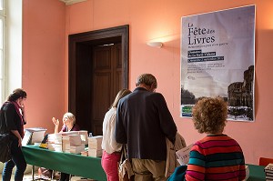 LA LIBRAIRIE, RENCONTRE AVEC LES AUTEURS, FETES DES LIVRES, DOMAINE DE SAINT-SIMON, LA FERTE-VIDAME, EURE-ET-LOIR (28), FRANCE 