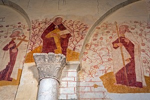 PEINTURES MURALES, EGLISE DE LA FERTE-VILLENEUIL, VALLEE DE L'AIGRE, EURE-ET-LOIR (28), FRANCE 