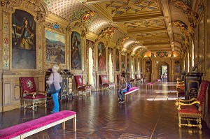 LA GRANDE GALERIE DE LA FAMILLE DE NOAILLES, CHATEAU DE MAINTENON, EURE-ET-LOIR (28), FRANCE 