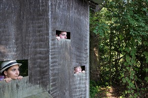 CABANE D'OBSERVATION DES OISEAUX, BALADE NATURE AUTOUR DU PLAN D'EAU DE MEZIERES-ECLUZELLES, MEZIERES-EN-DROUAIS, EURE-ET-LOIR (28), FRANCE 