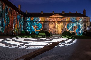 NOUVELLE SCENOGRAPHIE DU MUSEE DES BEAUX-ARTS POUR LE SPECTACLE DE NUIT 'CHARTRES EN LUMIERES', CHARTRES, EURE-ET-LOIR (28), FRANCE 