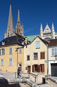 TERTRE DE LA POISSONNERIE DERRIERE LA CATHEDRALE NOTRE-DAME, CHARTRES, EURE-ET-LOIR (28), FRANCE 