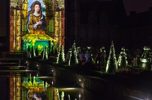 ILLUMINATION DES JARDINS A LA FRANCAISE D'ANDRE LE NOTRE ET SPECTACLE SONS ET LUMIERE, CHATEAU DE MAINTENON, EURE-ET-LOIR (28), FRANCE 