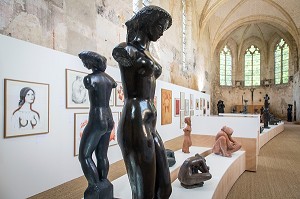 EXPOSITION DE L'ARTISTE SCULPTEUR ANTONIUCCI VOLTI (1915-1989), ANCIENNE EGLISE SAINT-NICOLAS, CHATEAU DE MAINTENON (28), FRANCE 