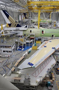 VISITE DE L'USINE D'ASSEMBLAGE DE L'AIRBUS A380 A L'AEROSPATIALE DE TOULOUSE, HAUTE-GARONNE (31), FRANCE 
