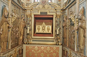 RELIQUAIRE ET OEUVRE D'ORFEVRERIE DU TRESOR DE SAINT-SERNIN, CRYPTE SUPERIEURE, BASILIQUE SAINT-SERNIN, ART ROMAN, TOULOUSE, HAUTE-GARONNE (31), FRANCE 