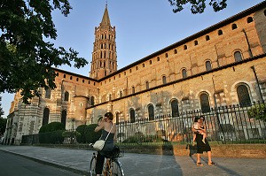 CLOCHER DE LA BASILIQUE SAINT-SERNIN, ART ROMAN, TOULOUSE, HAUTE-GARONNE (31), FRANCE 