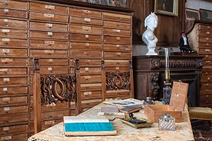 BUREAU DE MAURICE DUDEVANT-SAND, DOMAINE GEORGE SAND, LA VALLEE NOIRE ET LE ROMANTISME DE GEORGE SAND DANS LE BERRY, NOHANT-VIC (36), FRANCE 
