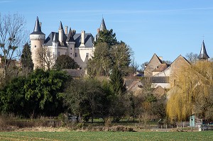 LE CHATEAU SAINT-CHARTIER, DECOR DU ROMAN 'LES MAITRES SONNEURS' DE GEORGE SAND, LA VALLEE NOIRE DANS LE BERRY (36), FRANCE
