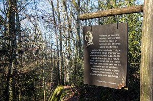 LE PARC DE PARELLES, ANCIENNE CARRIERE DE GRANIT, SOURCE D'INSPIRATION DES LEGENDES RUSTIQUES DE GEORGE SAND, CREVANT, LA VALLEE NOIRE DANS LE BERRY (36), FRANCE 