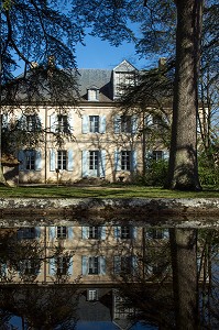 DEMEURE DU 18 EME SIECLE AVEC LES GRANDS CEDRES, DOMAINE GEORGE SAND, LA VALLEE NOIRE ET LE ROMANTISME DE GEORGE SAND DANS LE BERRY, NOHANT-VIC (36), FRANCE 