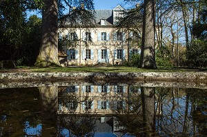 DEMEURE DU 18 EME SIECLE AVEC LES GRANDS CEDRES, DOMAINE GEORGE SAND, LA VALLEE NOIRE ET LE ROMANTISME DE GEORGE SAND DANS LE BERRY, NOHANT-VIC (36), FRANCE 