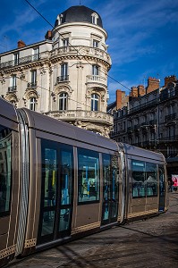 TRAMWAY TAO, PLACE DU MARTROI, ORLEANS, (45) LOIRET, CENTRE, FRANCE 