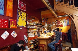 SALLE ANIMEE DU BAR 'L'ILLUSTRATION', LILLE, NORD (59), FRANCE 