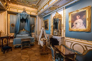 CHAMBRE DE LA DUCHESSE D'AUMALE (1822-1869), PETITS APPARTEMENTS AMENAGES EN 1845 ET 1846 PAR LE PEINTRE ET DECORATEUR EUGENE LAMI, CHATEAU DE CHANTILLY, OISE (60), FRANCE 