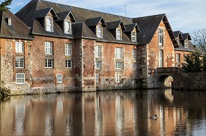 CHATEAU DE LA FERTE-FRESNEL, EDIFIE AU 19 EME SIECLE PAR L'ARCHITECTE STOREZ, LA FERTE-FRESNEL, ORNE (61), BASSE-NORMANDIE, FRANCE  